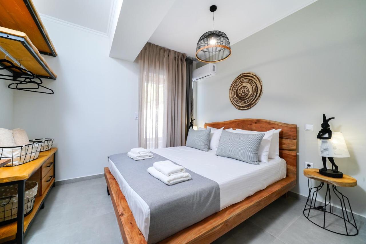 Videre Luxury Suites Potos Bagian luar foto