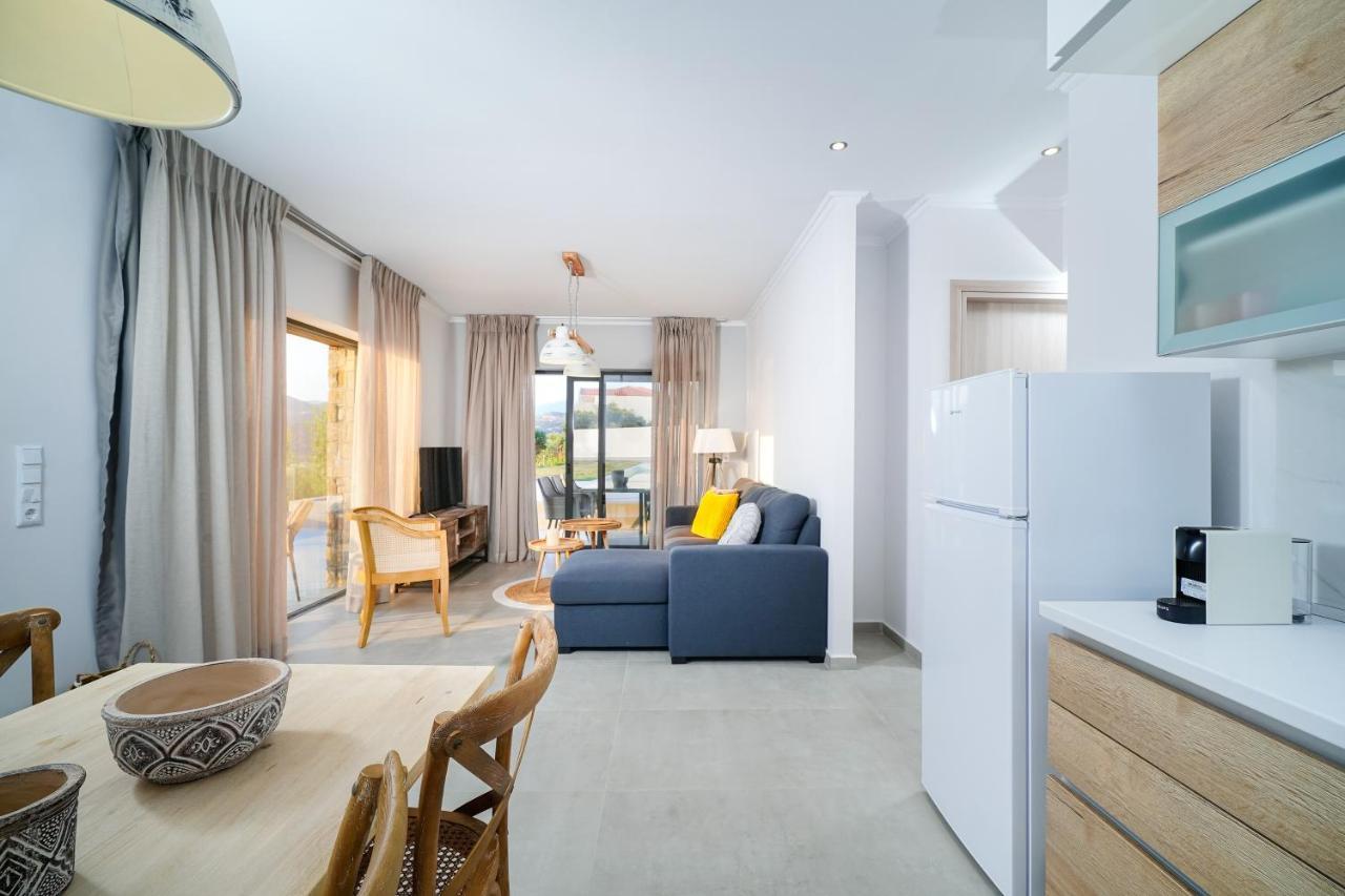Videre Luxury Suites Potos Bagian luar foto