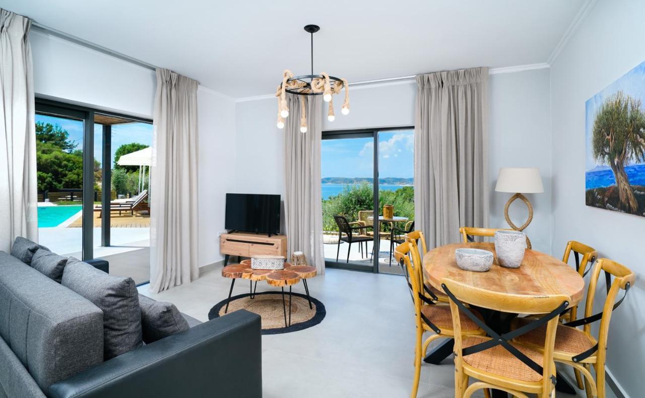 Videre Luxury Suites Potos Bagian luar foto