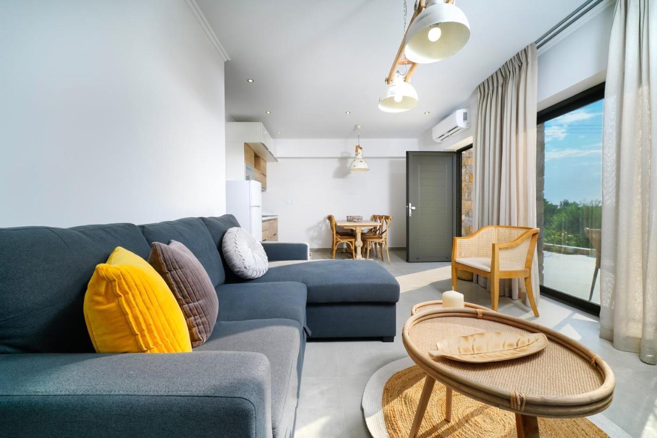 Videre Luxury Suites Potos Bagian luar foto