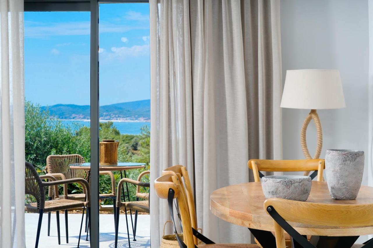 Videre Luxury Suites Potos Bagian luar foto